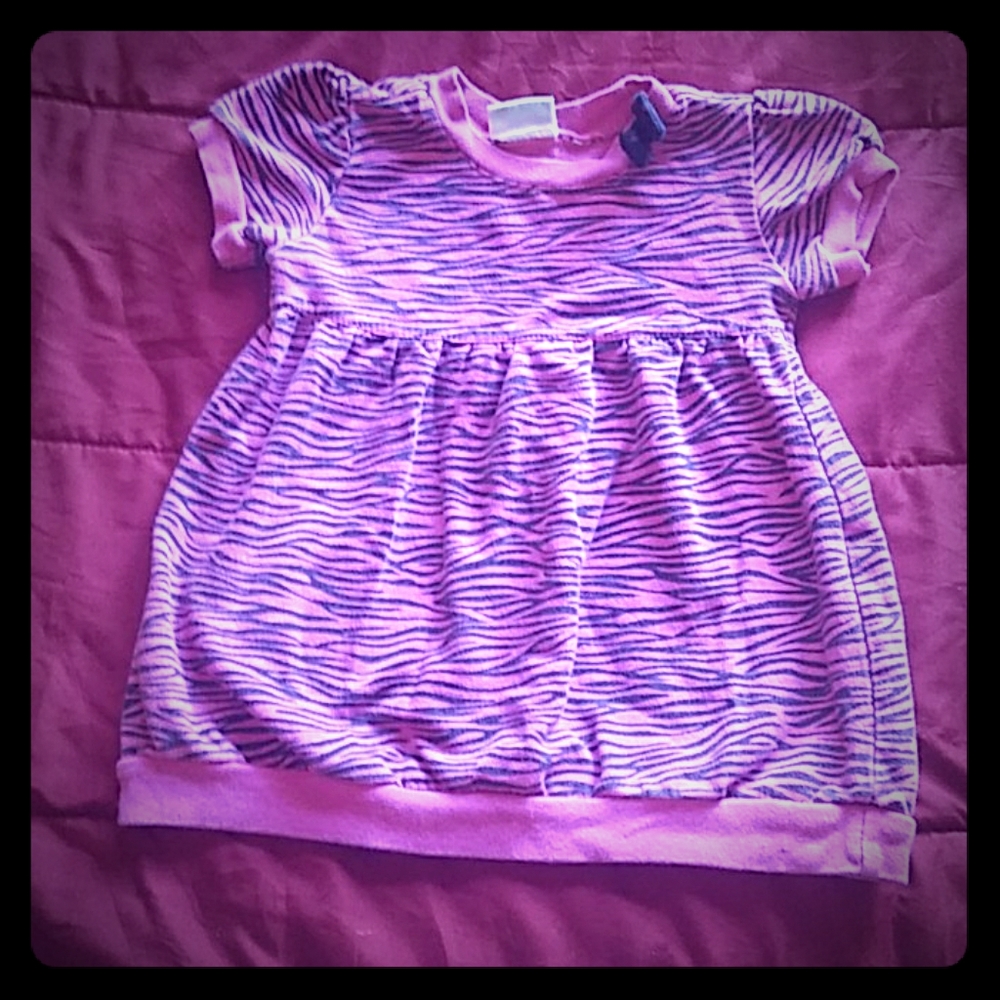 Little girls dress or shirt